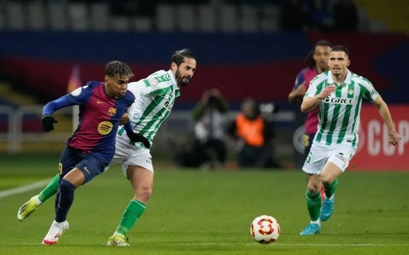 Phân Tích Chi Tiết Trận Đấu