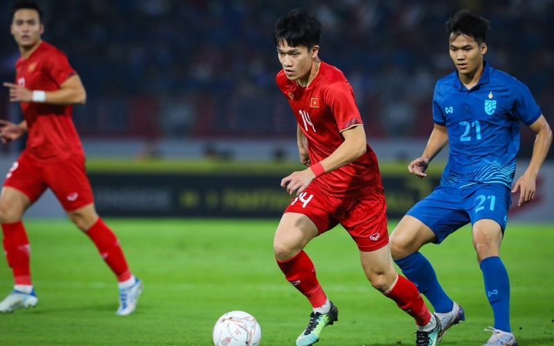 Vai trò của huấn luyện viên trong việc xây dựng sức mạnh tinh thần