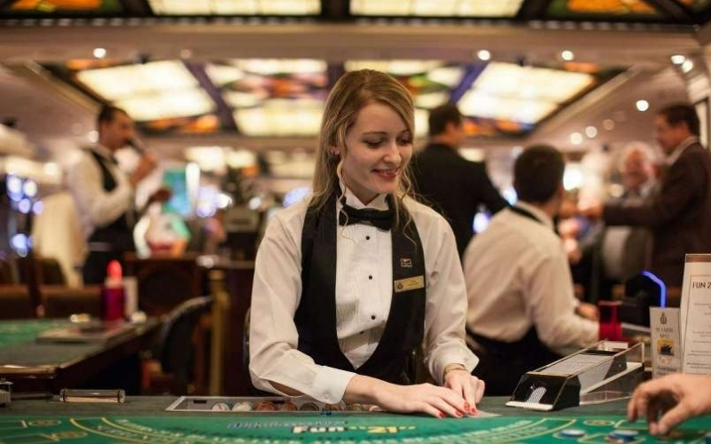 Tìm hiểu về nghề Dealer Những tiêu chuẩn khắt khe chuẩn quốc tế