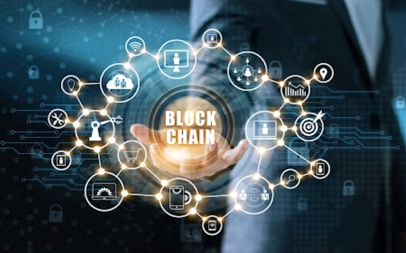 Sự ứng dụng của AI và Blockchain vào bảo mật dữ liệu khách hàng hiện nay